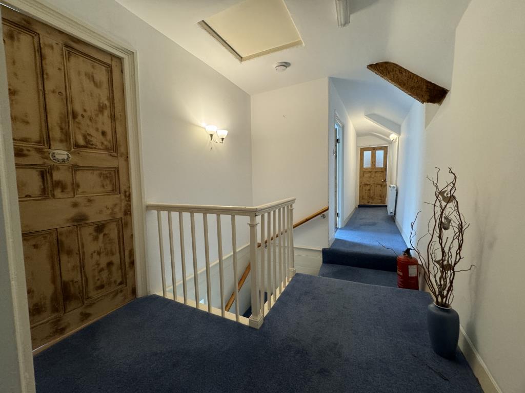 Lot: 49 - FIVE-BEDROOM FARMHOUSE FORMER BED & BREAKFAST PREMISES - First floor landing